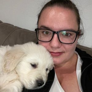 Meet your Posher, Carlee